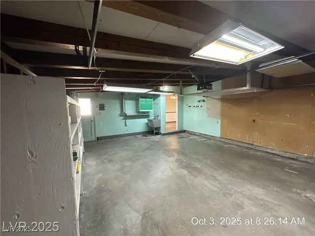 $1,845 | 319 Yosemite Street, Las Vegas, NV 89107