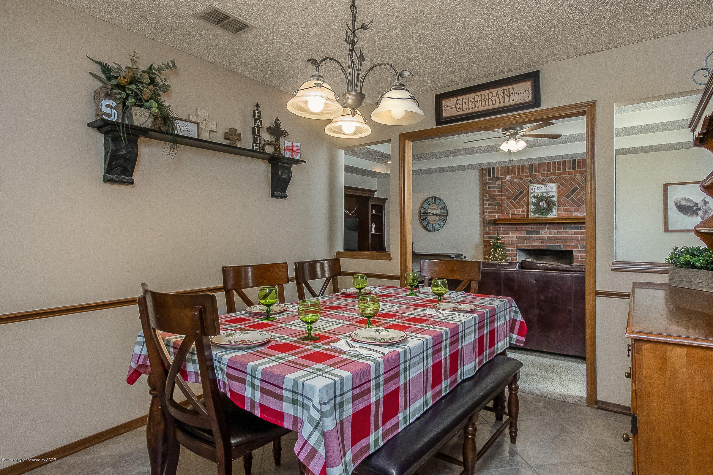 6914 Devonshire Road Amarillo, TX 79109 - Photo 3 of 23 008_Dining Room