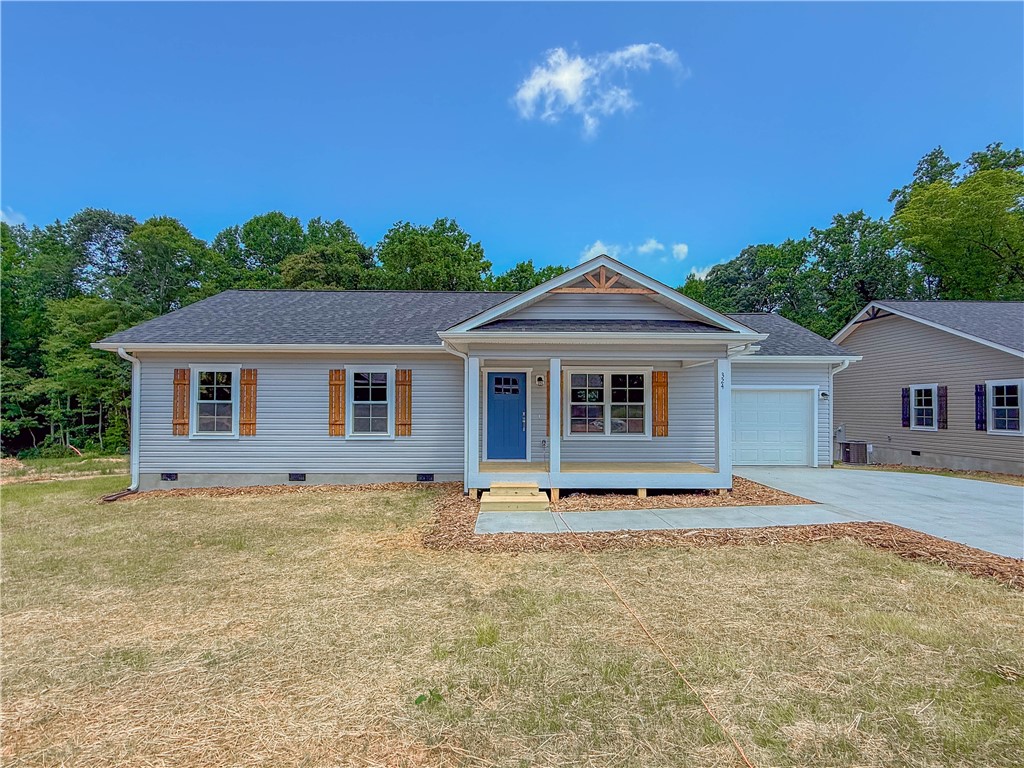 324 Code Circle Seneca, SC 29678 - Photo 1 of 38 Gallery Image 1