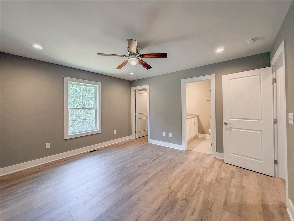 324 Code Circle Seneca, SC 29678 - Photo 16 of 38 Gallery Image 16