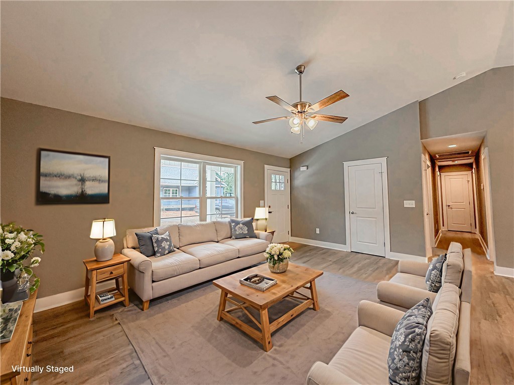 324 Code Circle Seneca, SC 29678 - Photo 5 of 38 Gallery Image 5