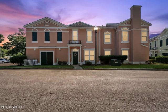 $319,000 | 2252 Beach Drive, Unit 1206, Gulfport, MS 39507