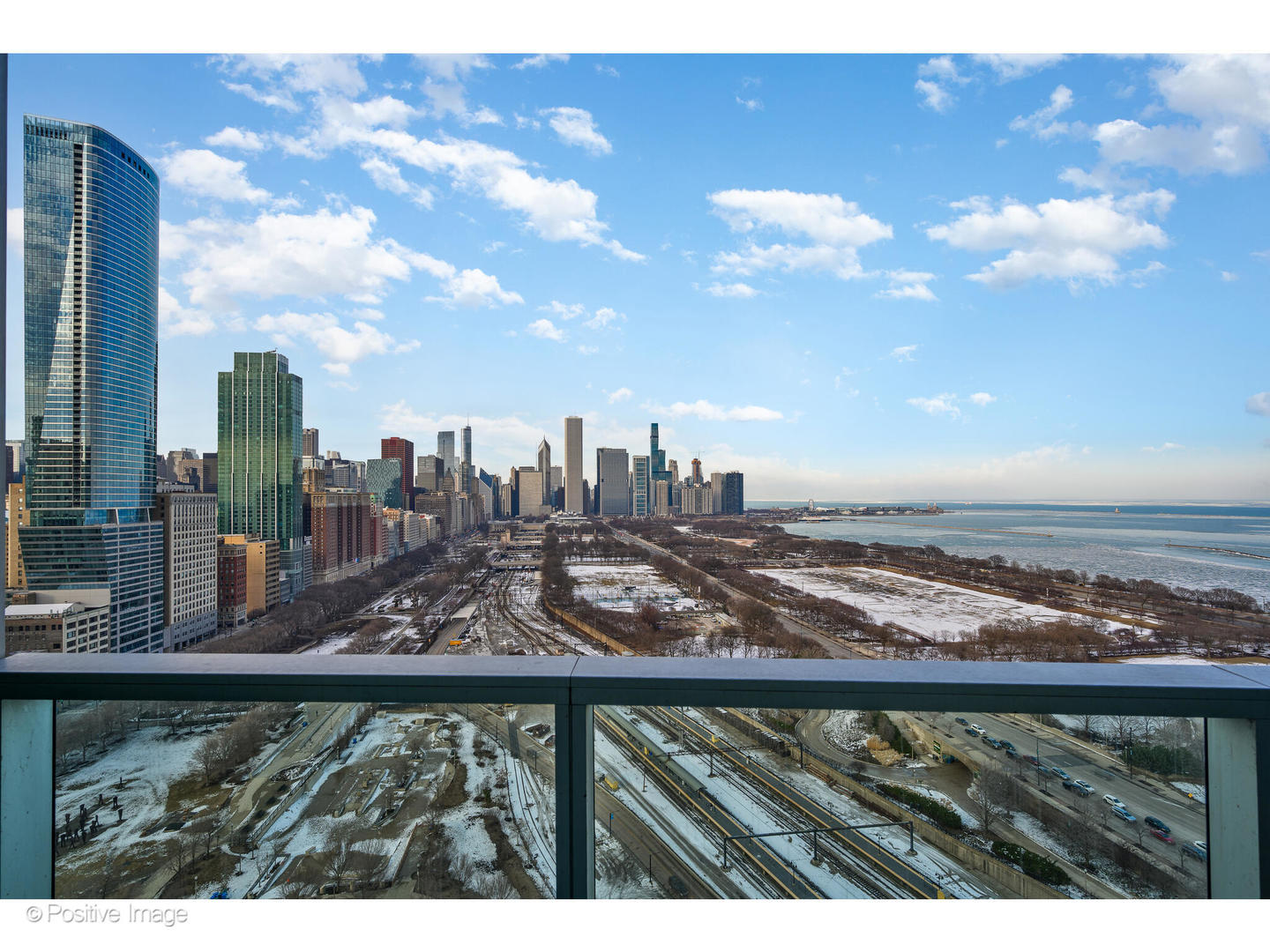 1201 South Prairie Avenue, Unit 2402 Chicago, IL 60605 - Photo 21 of 32 a view of a city