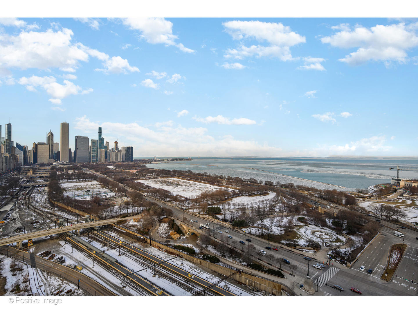 1201 South Prairie Avenue, Unit 2402 Chicago, IL 60605 - Photo 24 of 32 a view of a city