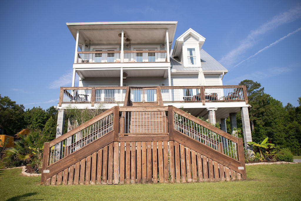 26 Castlebury Road Walterboro, SC 29488 - Photo 4 of 50 Creekside