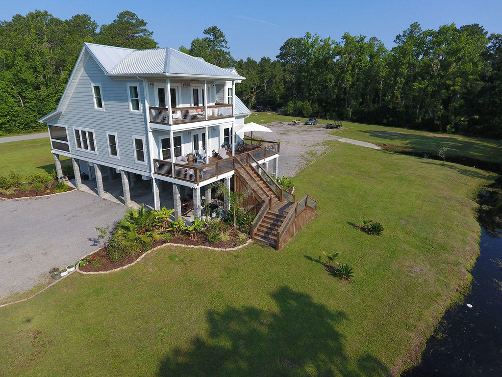 26 Castlebury Road Walterboro, SC 29488 - Photo 5 of 50 DJI_0016