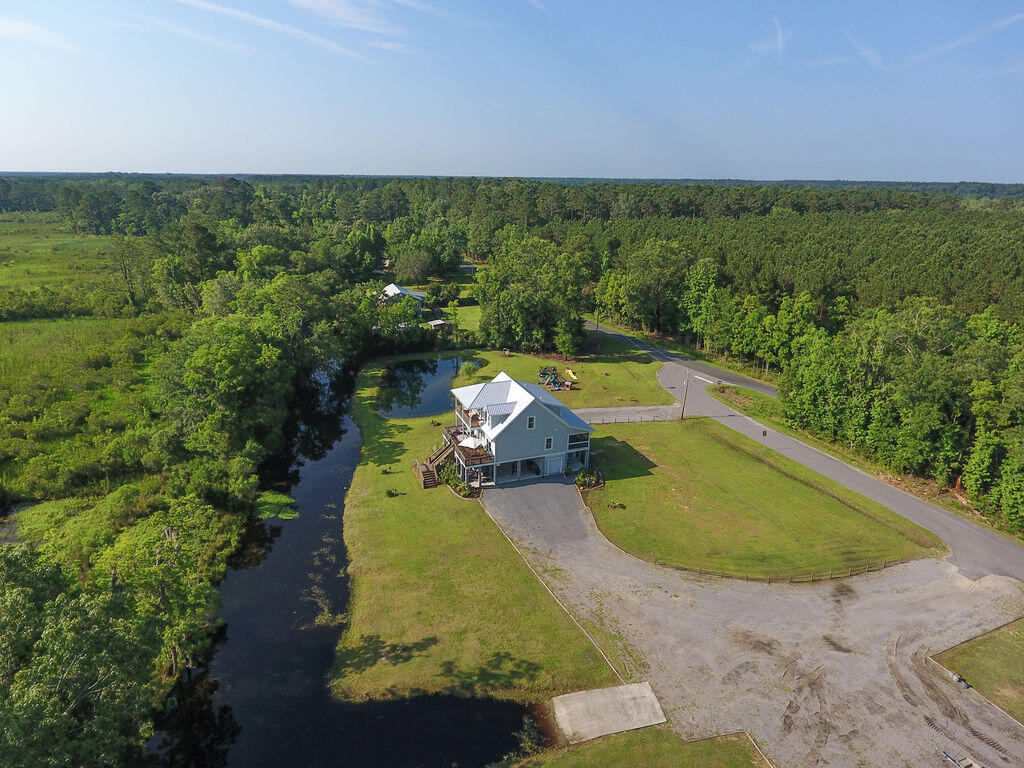 26 Castlebury Road Walterboro, SC 29488 - Photo 42 of 50 DJI_0011