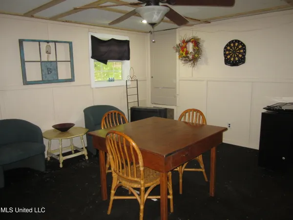 $350,000 | 1356 County Road 180, Blue Springs, MS 38828