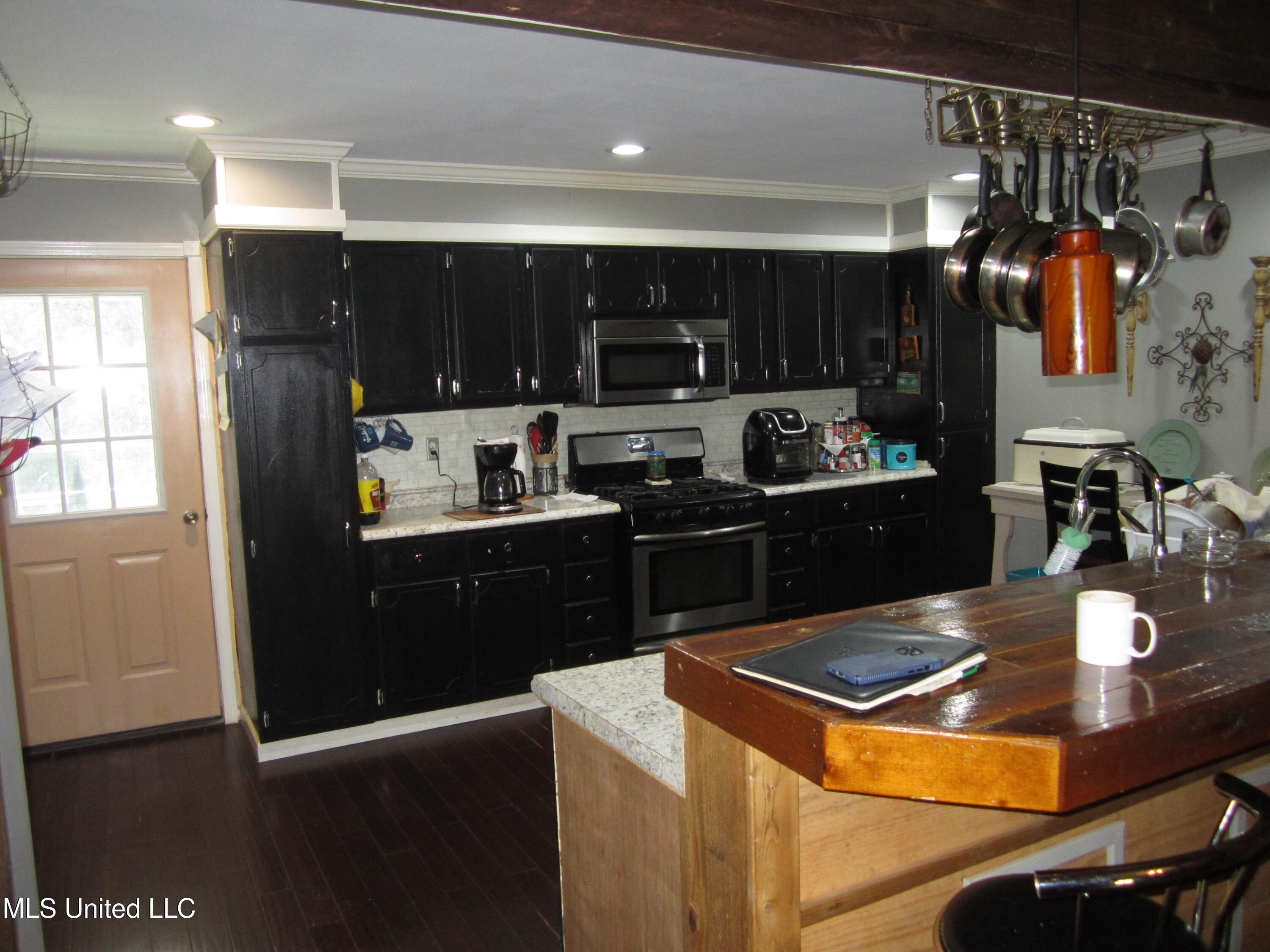 1356 County Road 180 Blue Springs, MS 38828 - Photo 3 of 21 IMG_8490