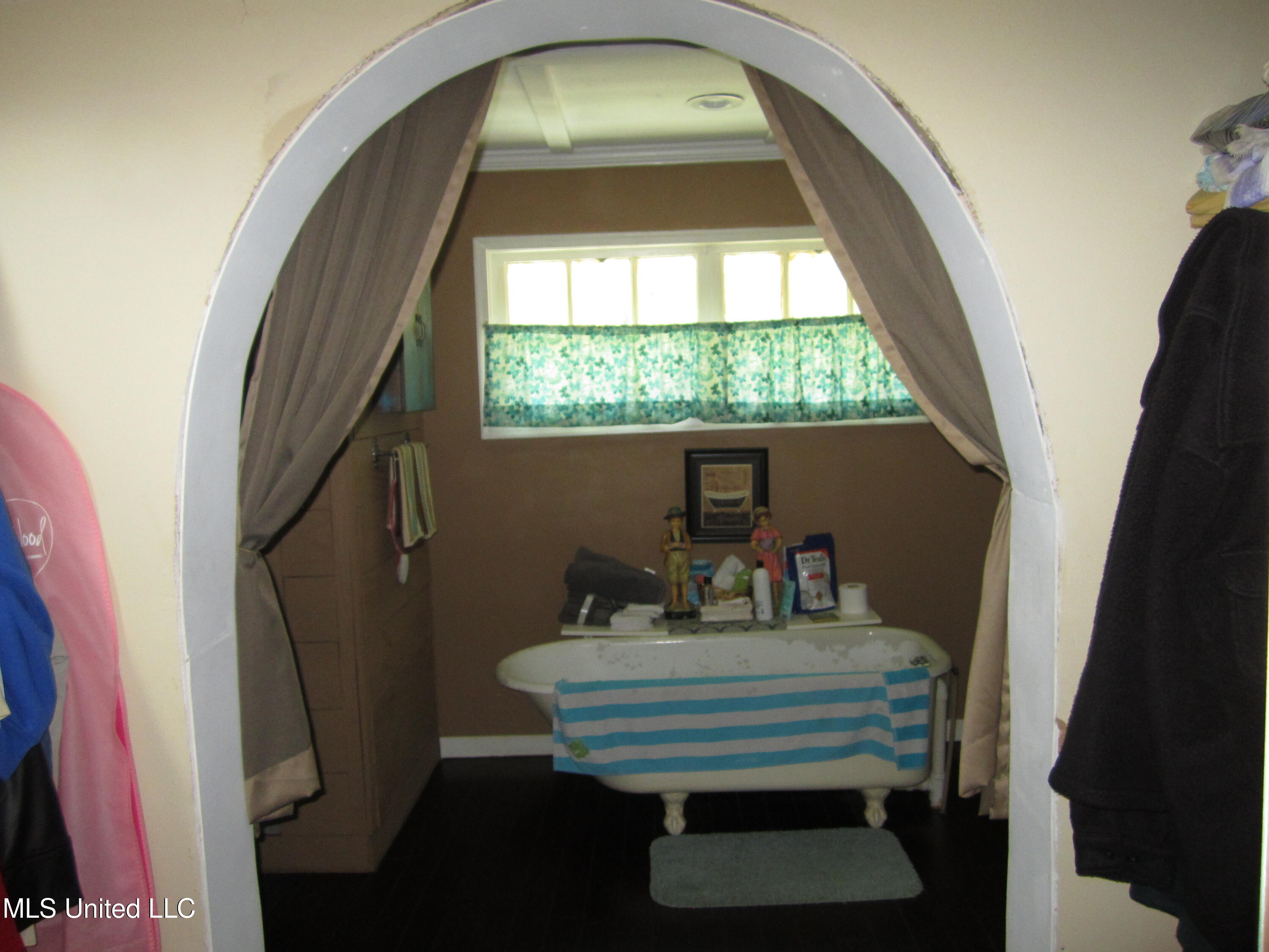 1356 County Road 180 Blue Springs, MS 38828 - Photo 6 of 21 IMG_8493