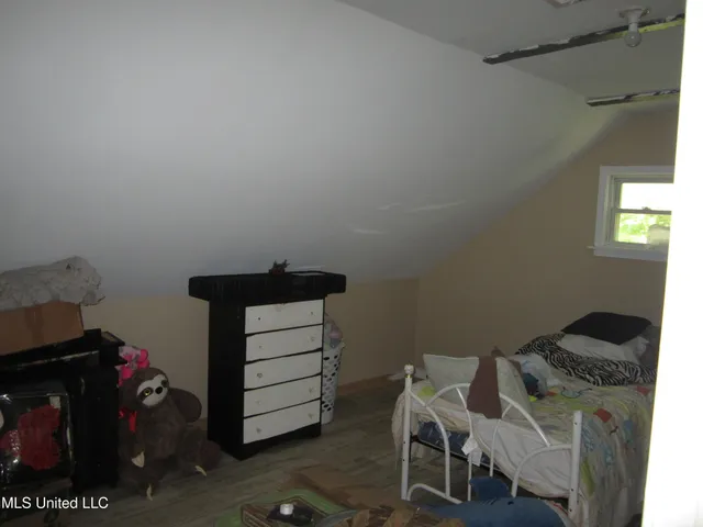 $399,000 | 1356 County Road 180, Blue Springs, MS 38828