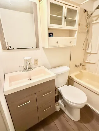 $55,000 | 738 Forest Avenue, Middletown, RI 02842