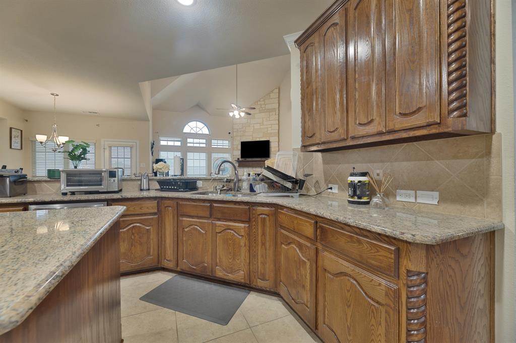 129 Quail Run Road Red Oak, TX 75154 - Photo 15 of 40