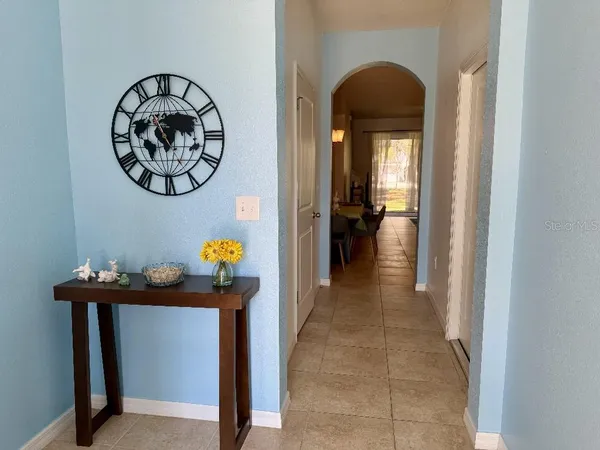 $2,500 | 8618 Palmer Park Circle, Sarasota, FL 34238