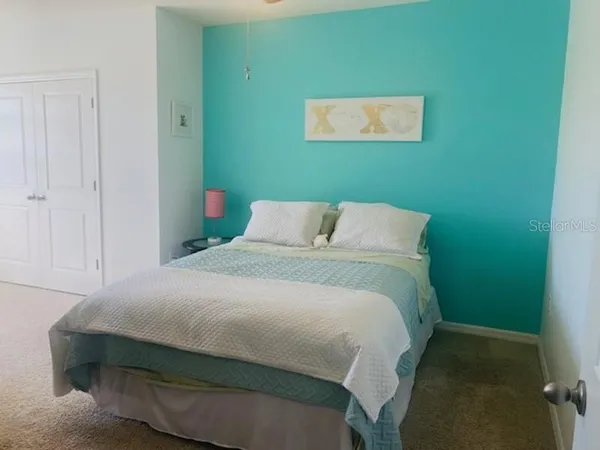 $2,500 | 8618 Palmer Park Circle, Sarasota, FL 34238