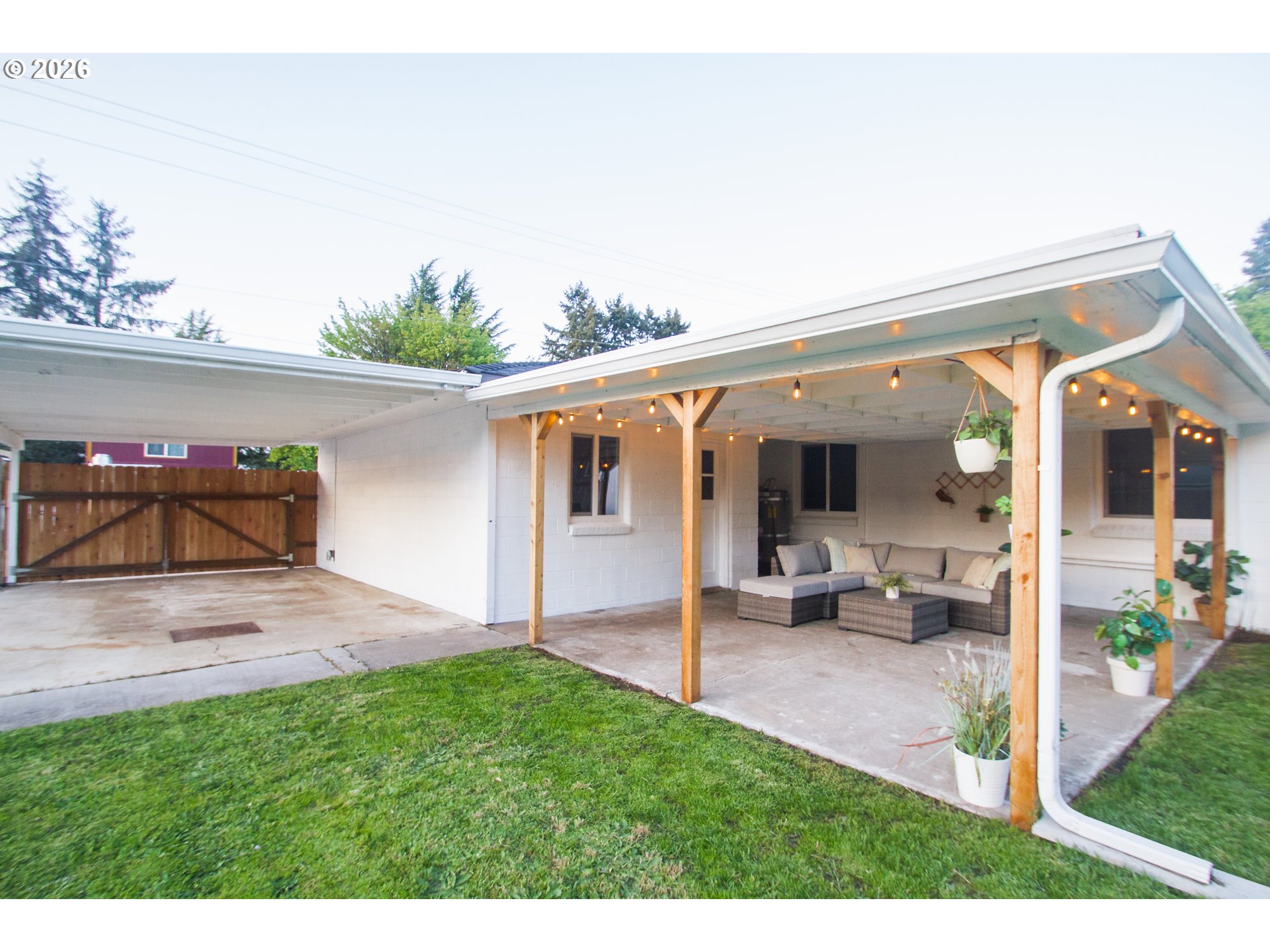 1490 Taft Street Eugene, OR 97402 - Photo 28 of 36 a view of a house with backyard and sitting area
