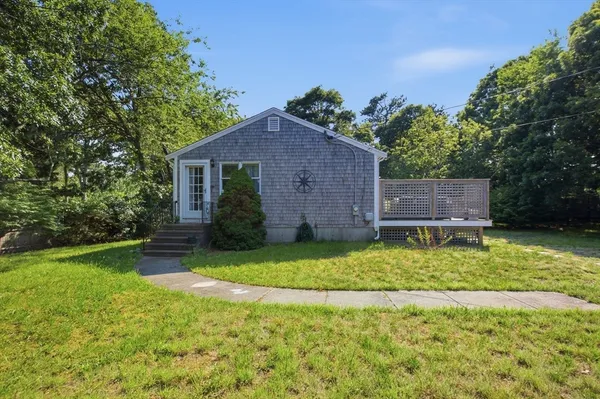 $555,000 | 15 Commercial Street, Yarmouth, MA 02664