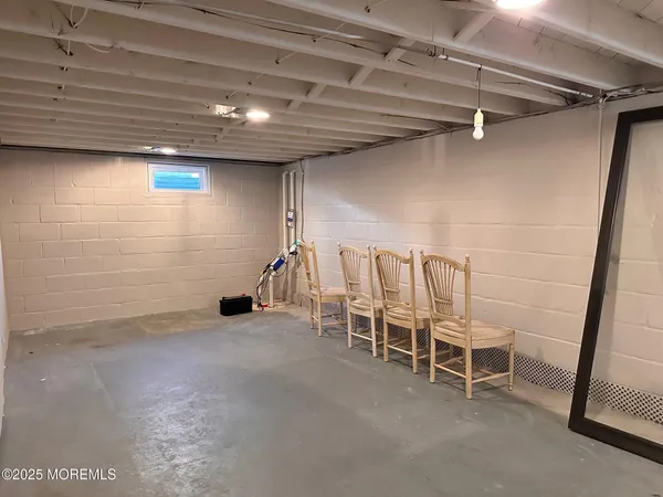 $2,650 | 204 Dickinson Avenue, Toms River, NJ 08753