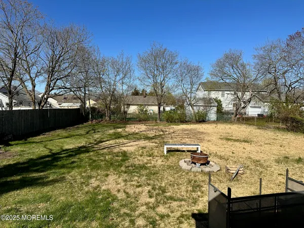 $2,650 | 204 Dickinson Avenue, Toms River, NJ 08753