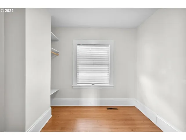 $549,900 | 270 Cowlitz Street, St. Helens, OR 97051