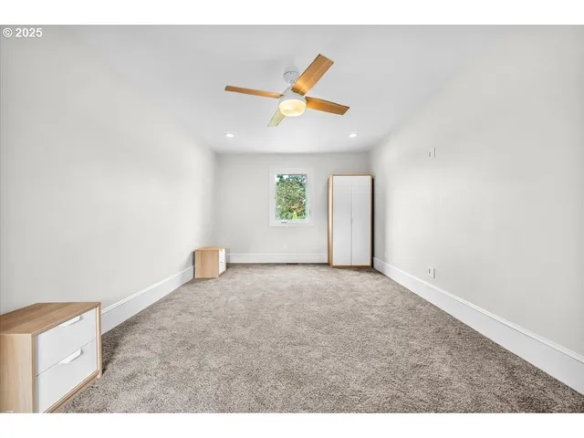 $549,900 | 270 Cowlitz Street, St. Helens, OR 97051