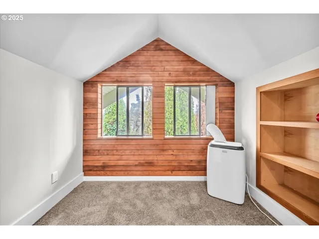 $549,900 | 270 Cowlitz Street, St. Helens, OR 97051