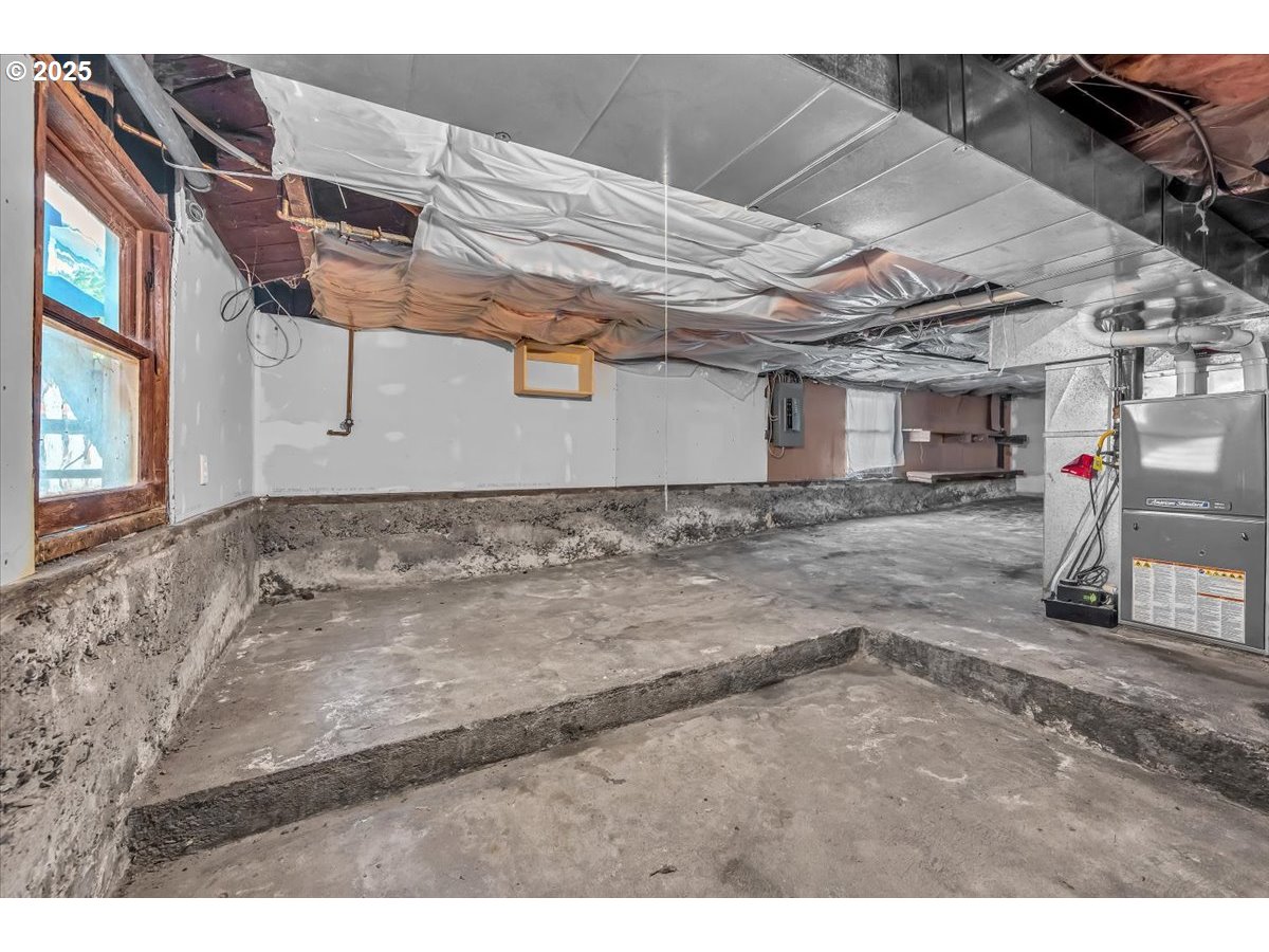 270 Cowlitz Street St. Helens, OR 97051 - Photo 31 of 42