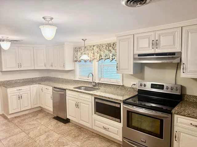 $297,600 | 585 Greeson Street, Summerville, GA 30747