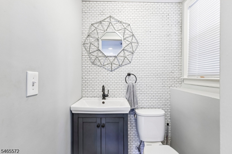 310 Old Grove Road Mountainside, NJ 07092 - Photo 22 of 48 Gallery Image 22