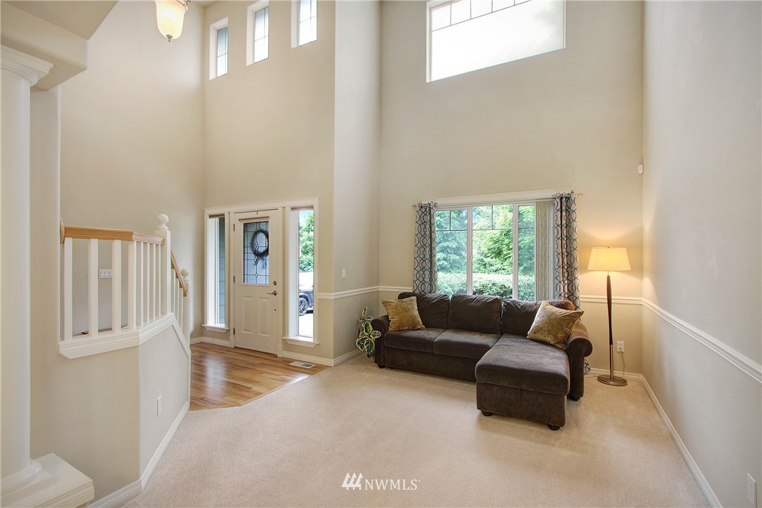 1016 Lawton Road Lynnwood, WA 98036 - Photo 8 of 21