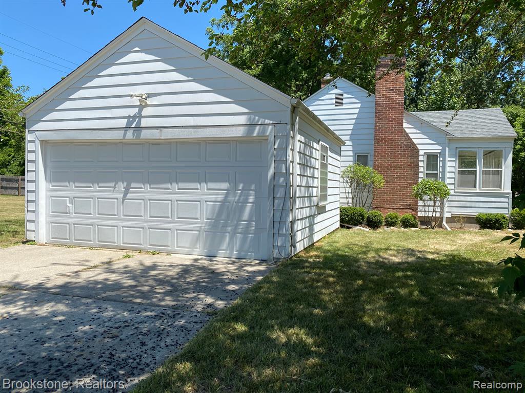 28720 West Seven Mile Road Livonia, MI 48152 - Photo 22 of 26