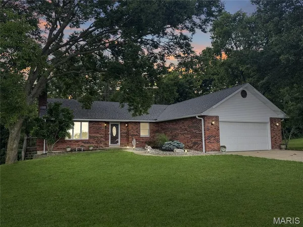 $675,000 | 4600 Hilltop Drive, Washington, MO 63090