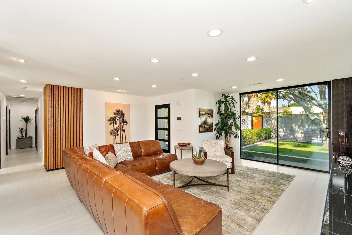 565 West Yorba Road Palm Springs, CA 92262 - Photo 21 of 70 RIL_6906
