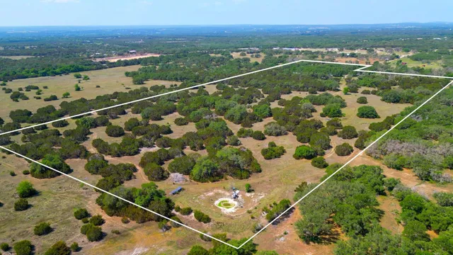 $990,326 | 545 County Road 258, Bertram, TX 78605