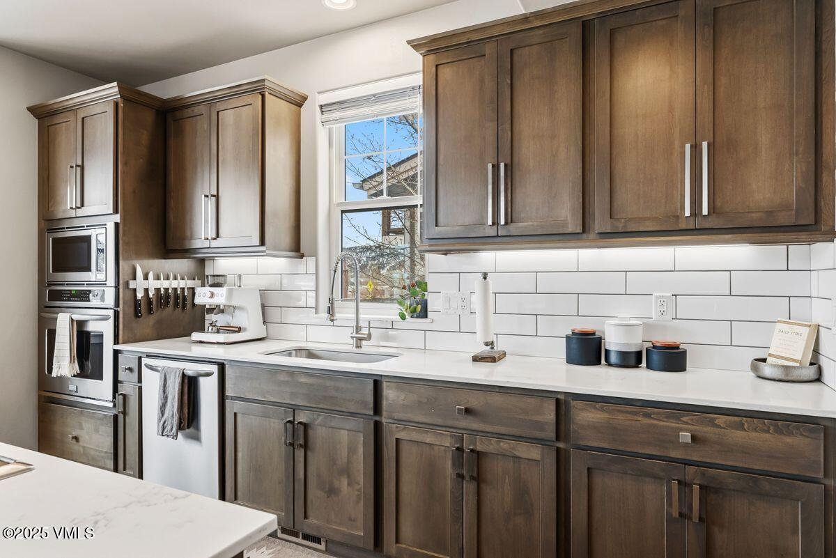 74 Soleil Circle Eagle, CO 81631 - Photo 21 of 48 Kitchen