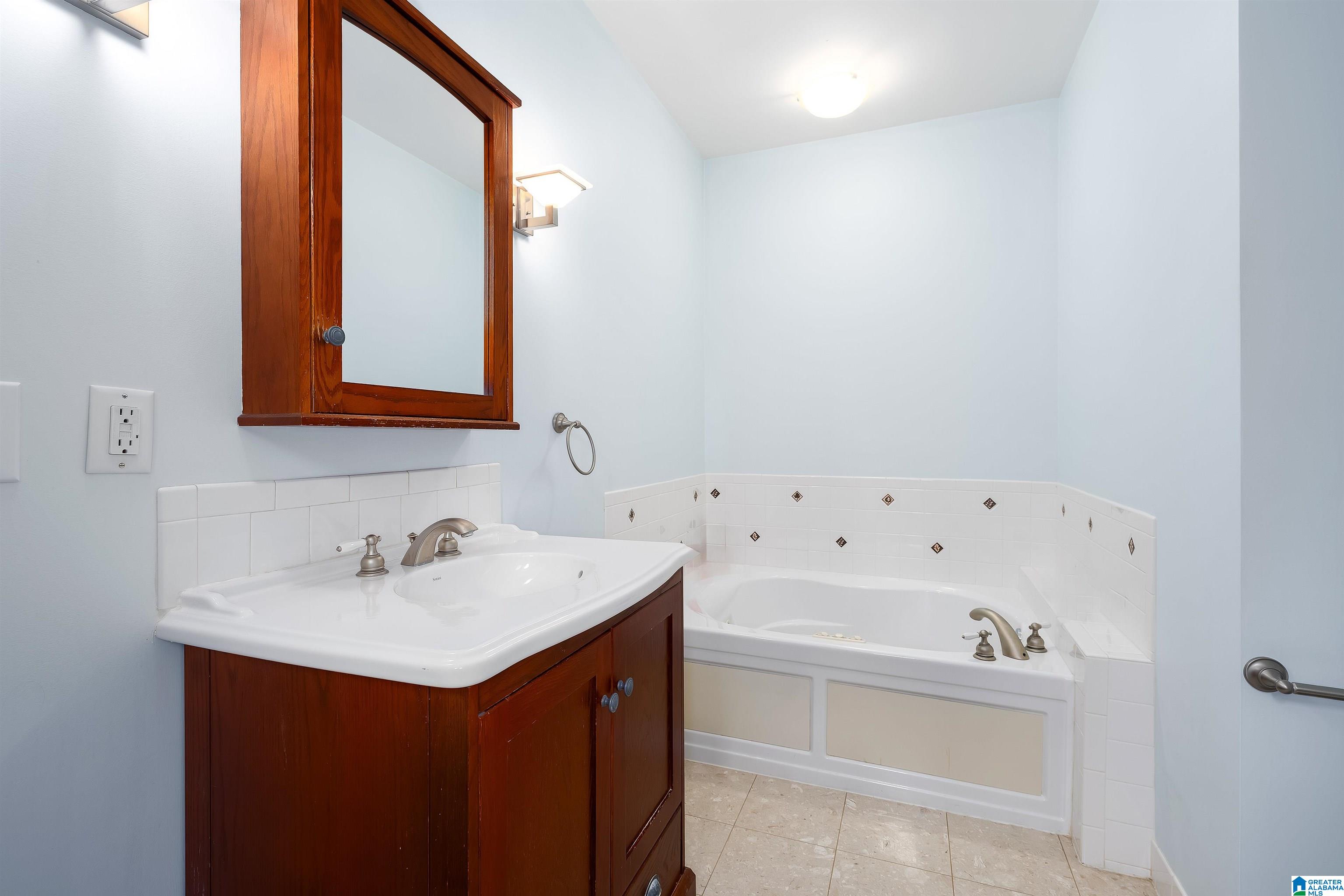 938 Conroy Road Birmingham, AL 35222 - Photo 22 of 44 Gallery Image 22
