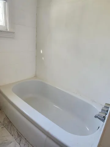 $1,500 | 903 North Page Street, Comanche, TX 76442