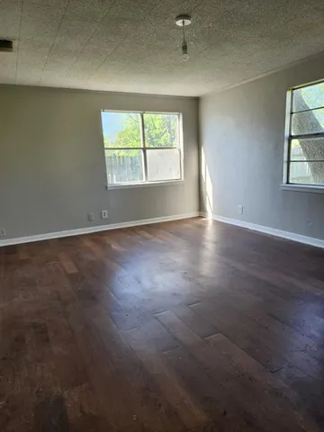 $1,500 | 903 North Page Street, Comanche, TX 76442