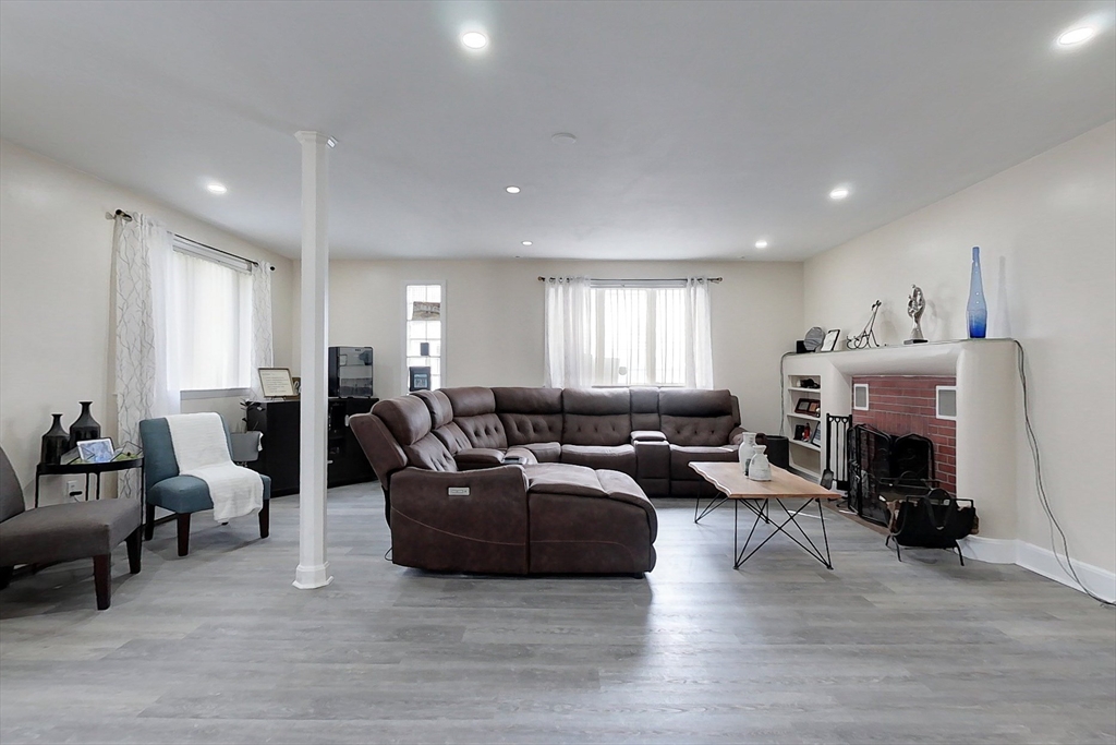 6 Danforth Street Lawrence, MA 01843 - Photo 11 of 33