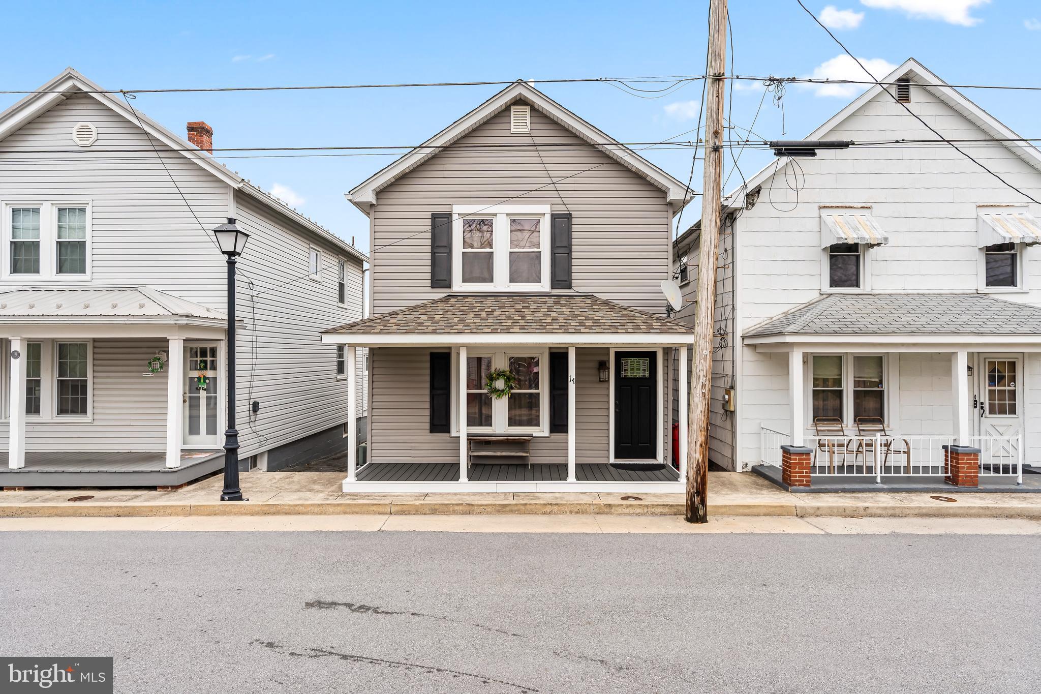 17 Martin Street Clear Spring, MD 21722 - Photo 1 of 34