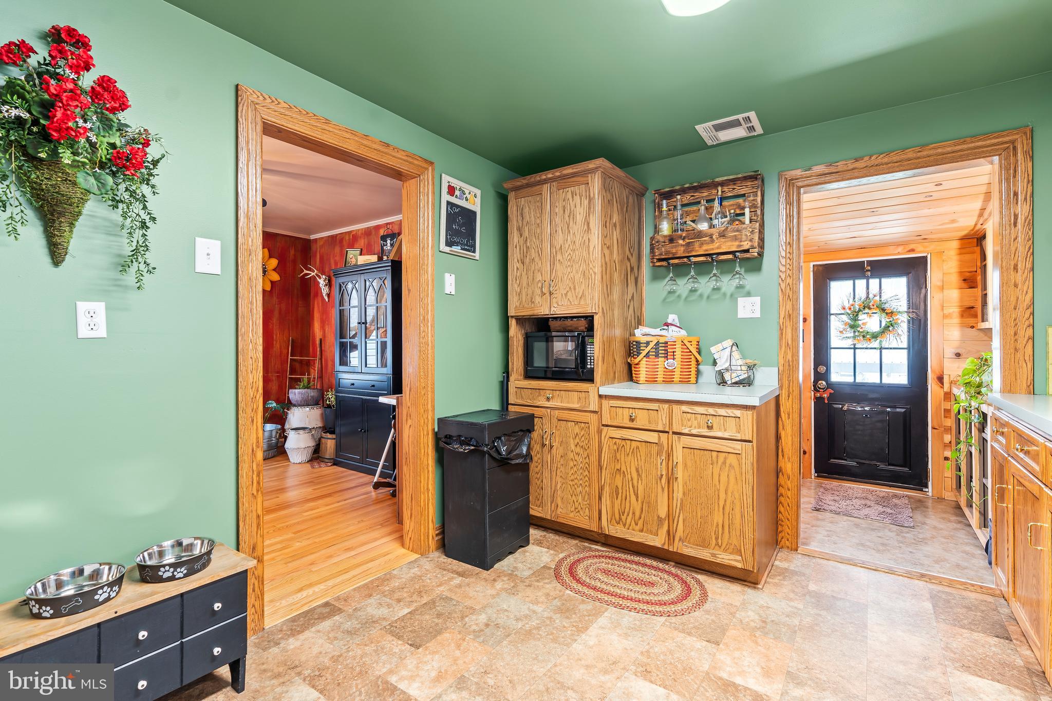 17 Martin Street Clear Spring, MD 21722 - Photo 13 of 34