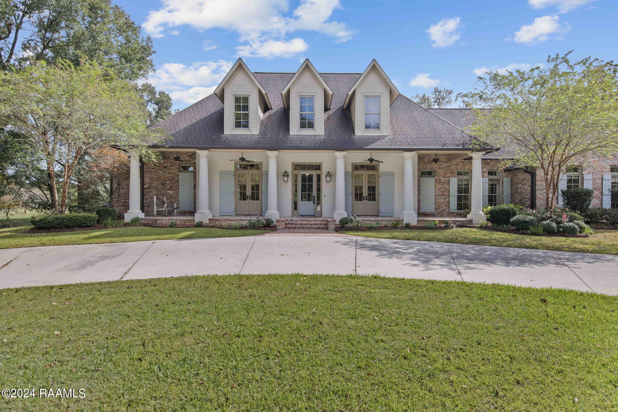 335 Travailleur Road Lafayette, LA 70506 - Photo 1 of 46 Front Elevation