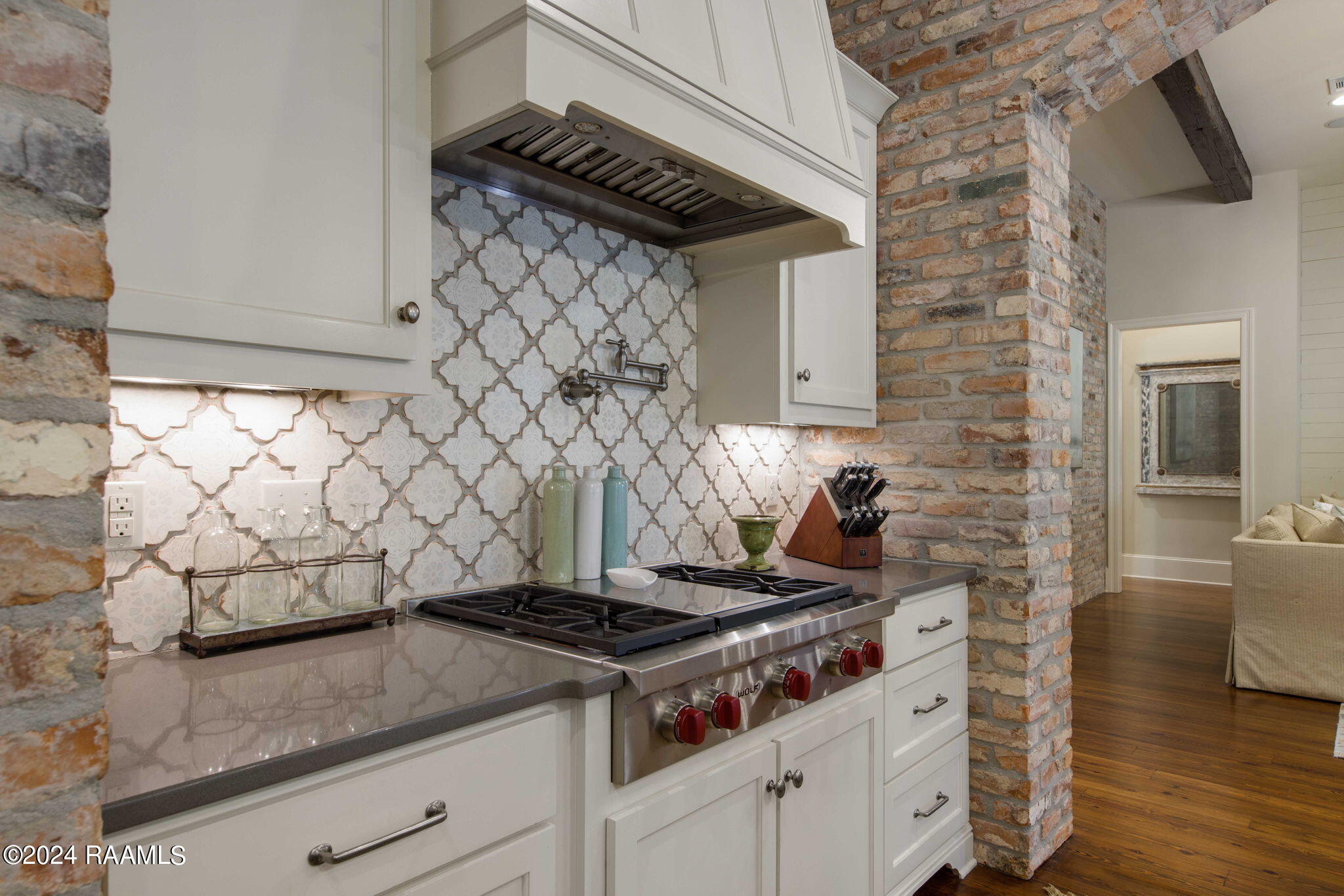 335 Travailleur Road Lafayette, LA 70506 - Photo 13 of 46 Kitchen