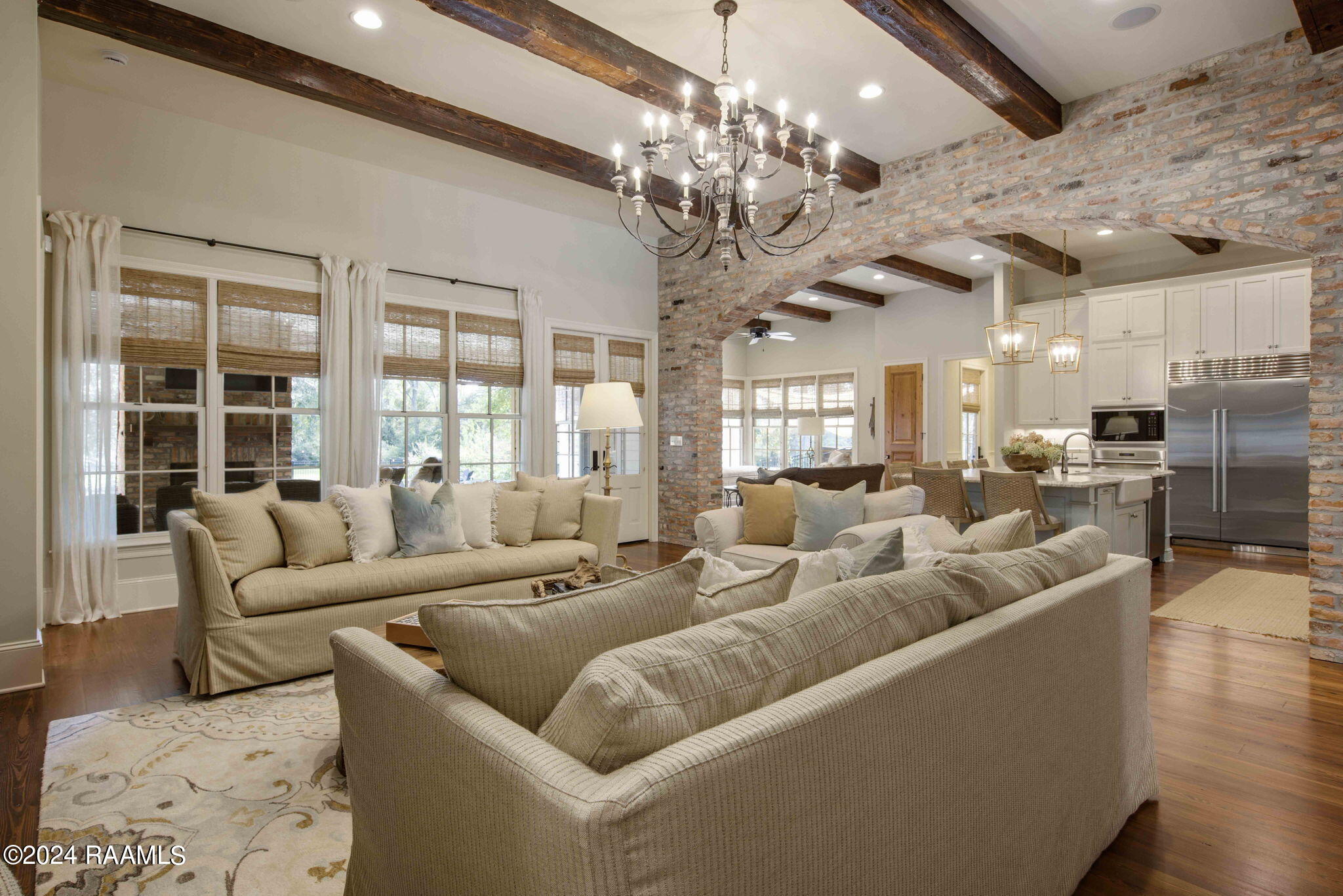 335 Travailleur Road Lafayette, LA 70506 - Photo 9 of 46 Living Room