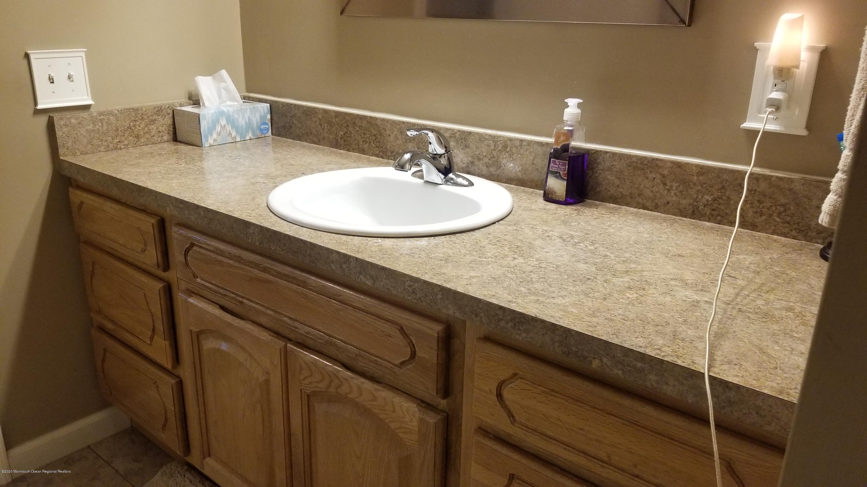 151 Sunset Road, Unit A Whiting, NJ 08759 - Photo 42 of 44 20200903_110756