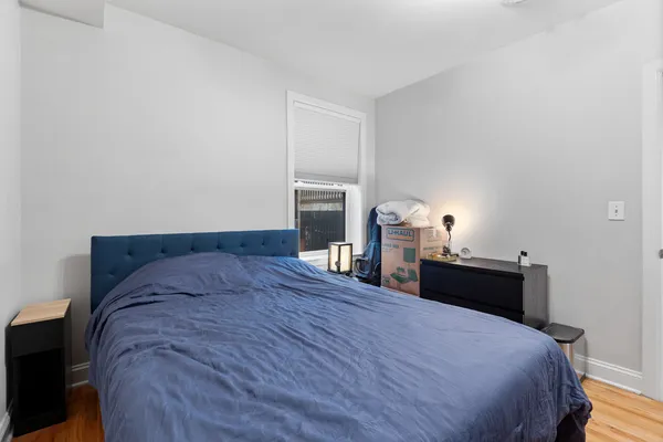 $2,495 | 945 West Gordon Terrace, Unit 1E, Chicago, IL 60613