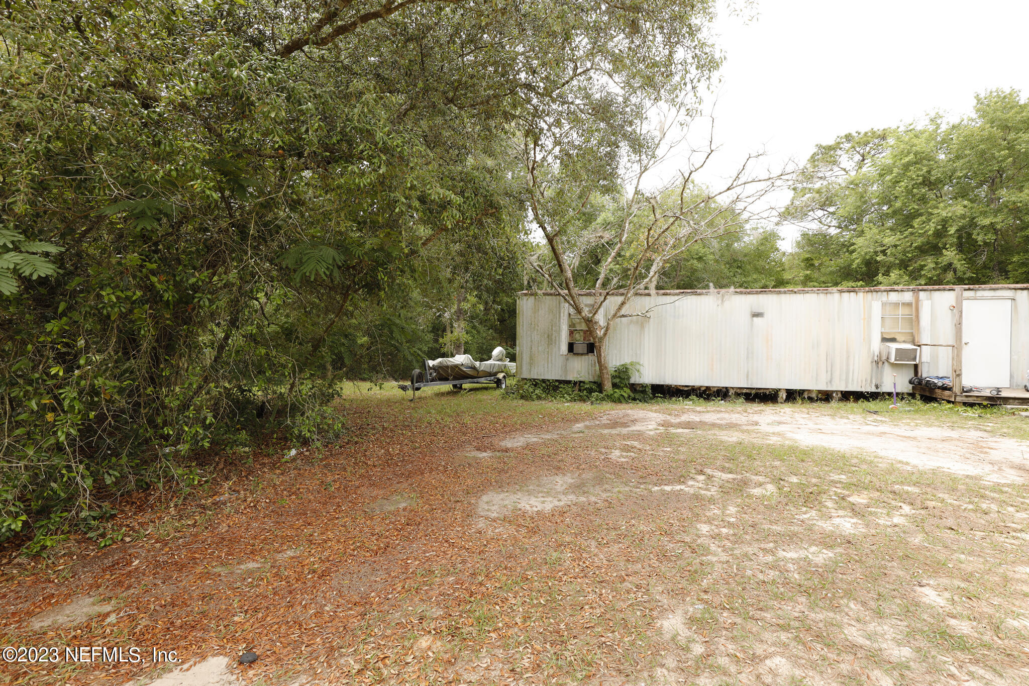 7354 Yale Street Keystone Heights, FL 32656 - Photo 11 of 13 a view of a outdoor space with a house