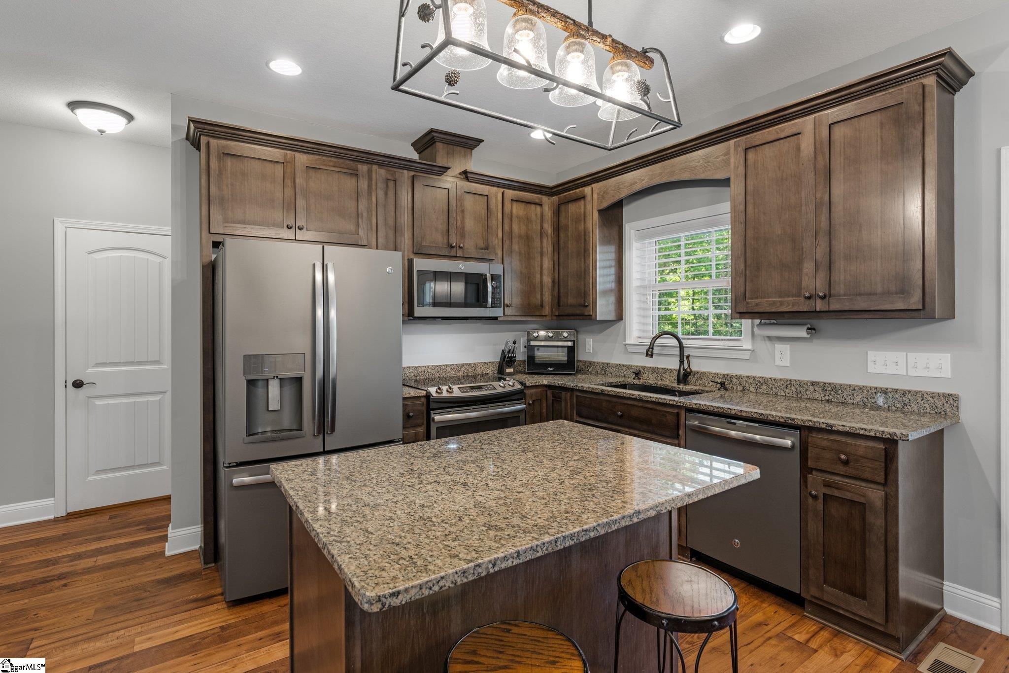 546 Dunklin Bridge Road Pelzer, SC 29669 - Photo 6 of 33