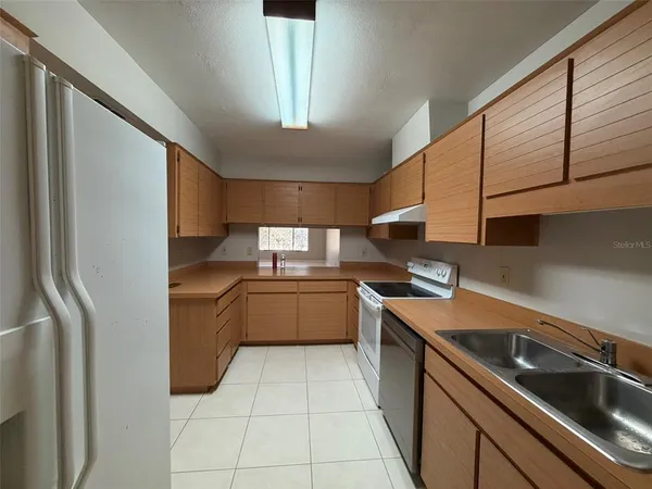 $1,750 | 3505 Tarpon Woods Boulevard, Unit K408, Palm Harbor, FL 34685