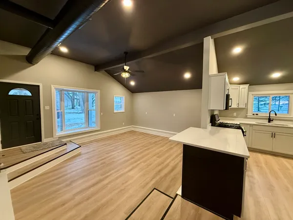 $275,000 | 214 South Rising Road, Champaign, IL 61822